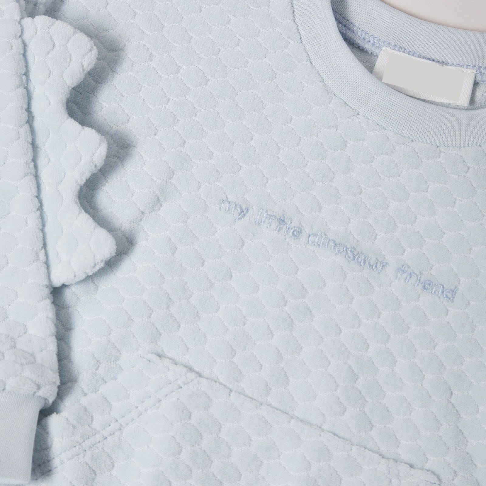 WhatsApp Image 2025-11-03 at 12.08.15